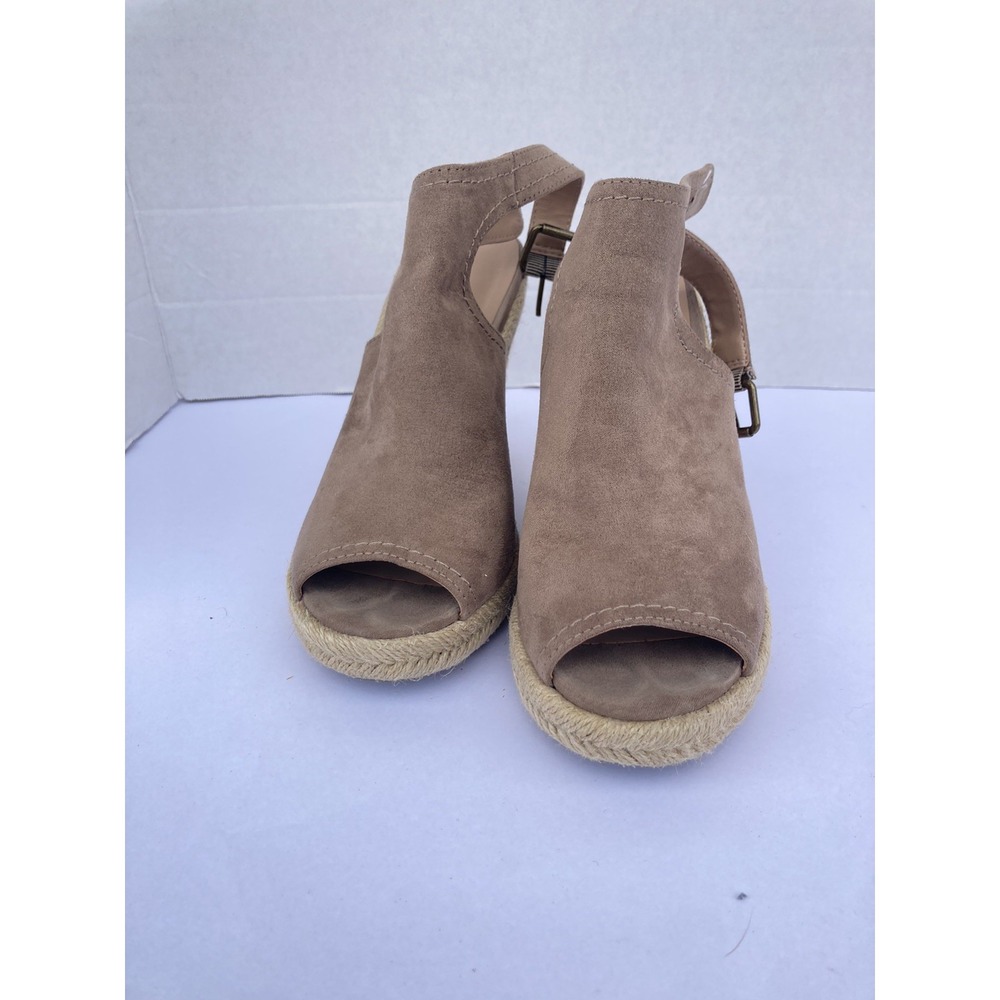 UNIVERSAL THREAD MALA OPEN TOE FAUX SUEDE WEDGE SANDAL, BEIGE Women Sz 6 1/2 - Picture 8 of 16